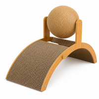 Griffoir Arche en Bois avec Boule en Sisal Naturel